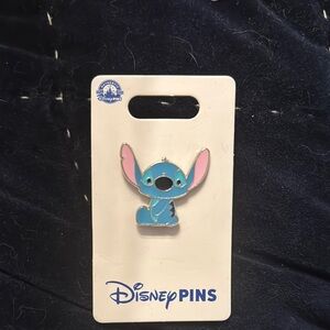 Disney Stitch Kids Pin - Blue and Pink